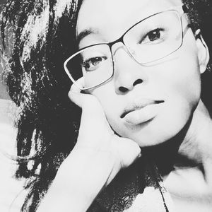 Meet your Posher, Nnatalene